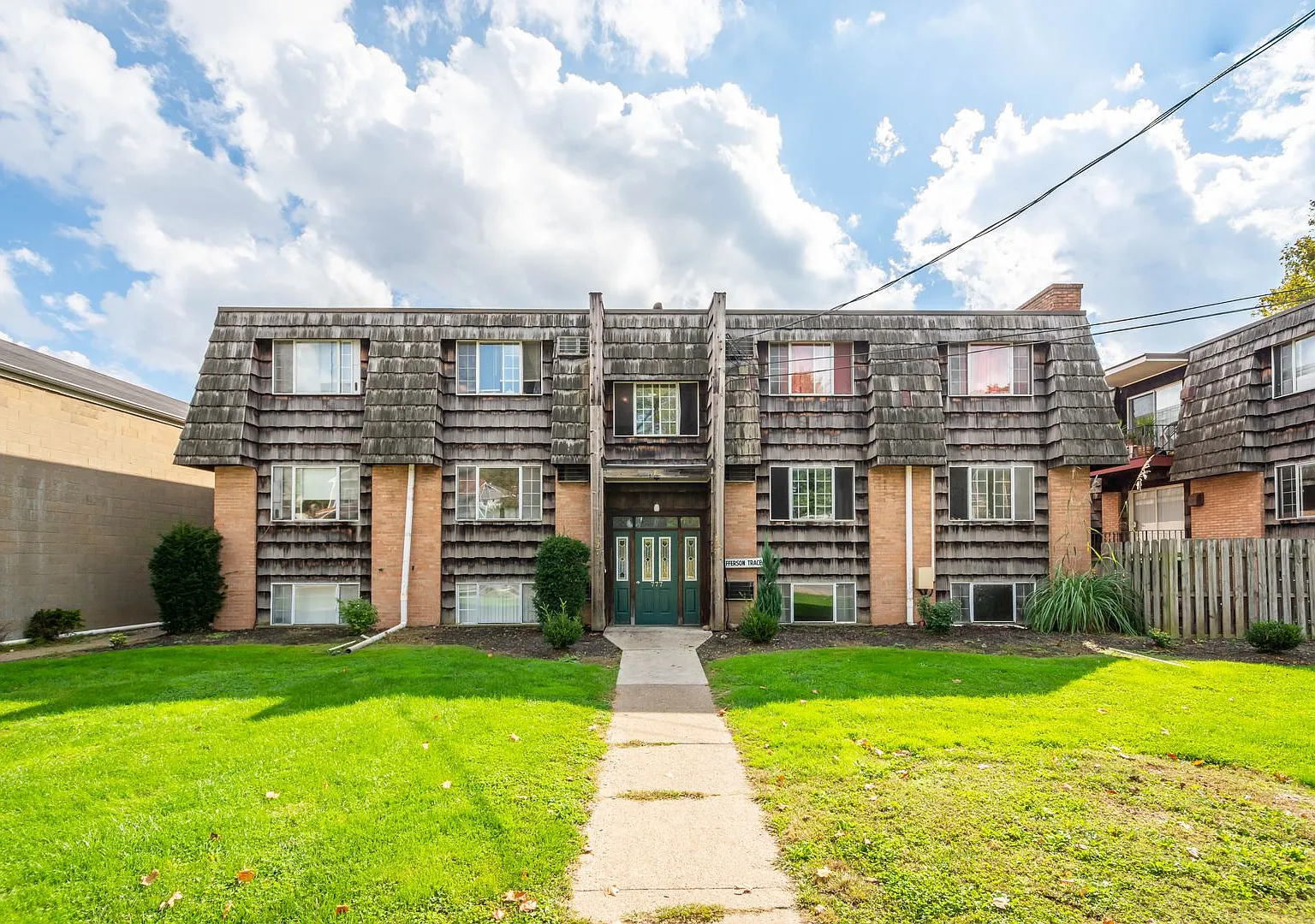 Jefferson Trace Apartments | Spacious 2BR Available Apply Today! — Photo 1