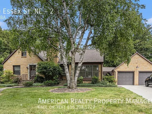 3260 Essex St NE #2, Grand Rapids, MI 49525