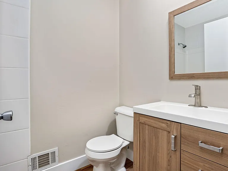 8616 Windward Cir — Photo 16