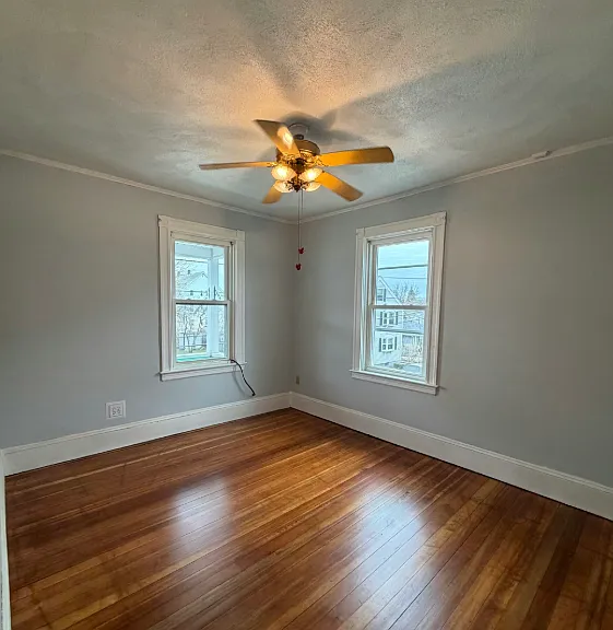 15 Roma St Bristol, RI Spacious 3 Bedroom, 1 Bathroom Unit Off Street Parking Included! — Photo 13