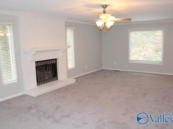 5th image of 10009 Bayreuth Dr SE