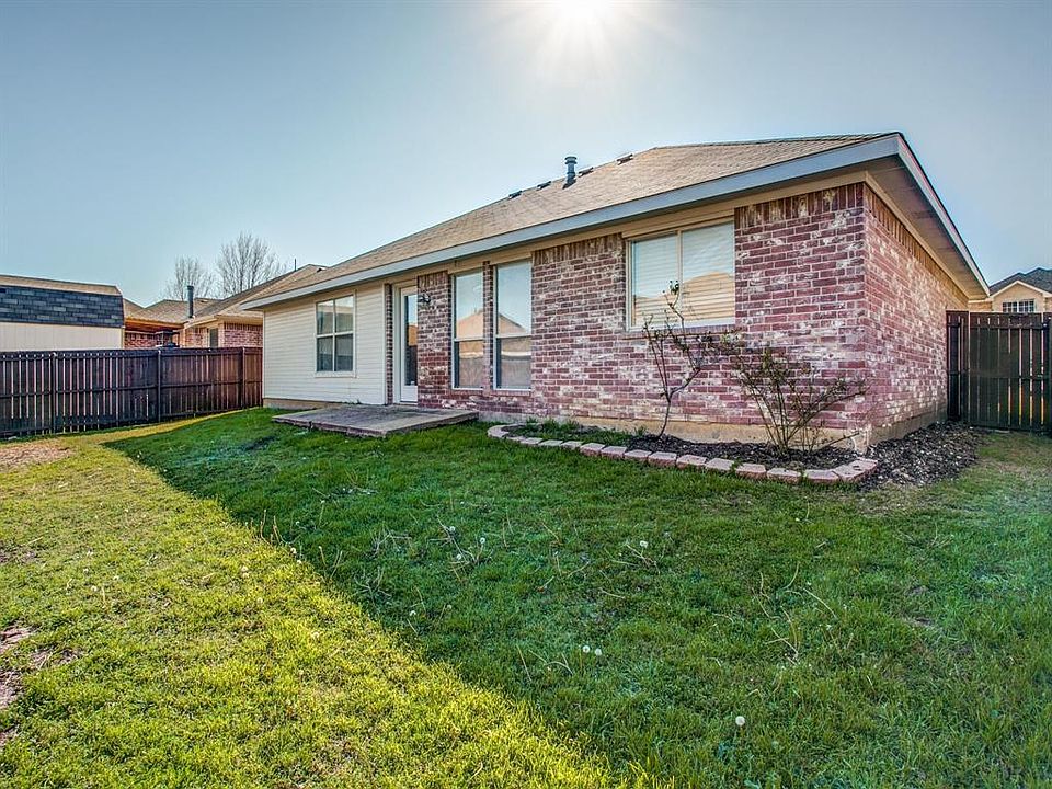 1st image of 1502 Yellowbird Ct