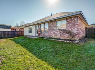 1502 Yellowbird Ct, Desoto, TX 75115