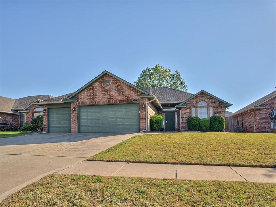1st image of 504 Madeline Ln