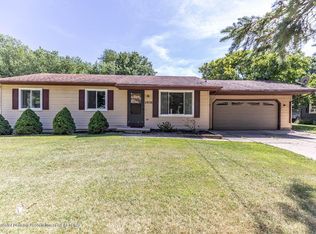 2836 Forest Rd, Lansing, MI 48910