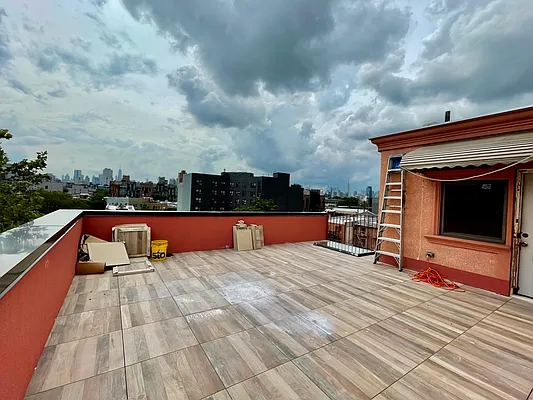 Rented by Corcoran | media 21