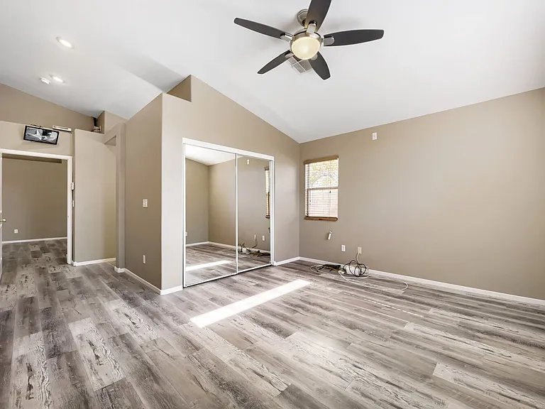 5900 Round Castle St — Photo 14