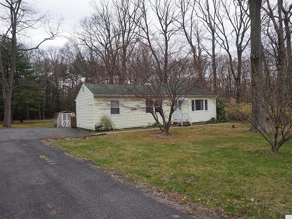 1st image of 153 Pine Ave