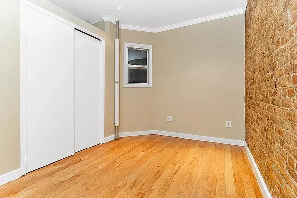 Rented by REAL New York | media 3