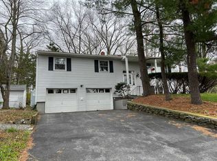 3 Dennis Rd, Wappingers Falls, NY 12590