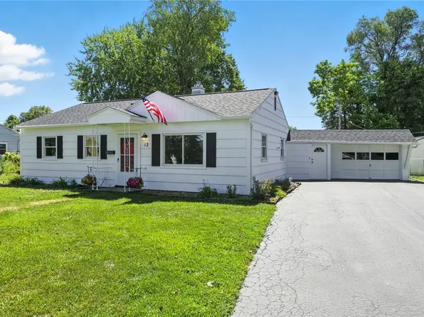 12 Beechcraft Dr, Rochester, NY 14606