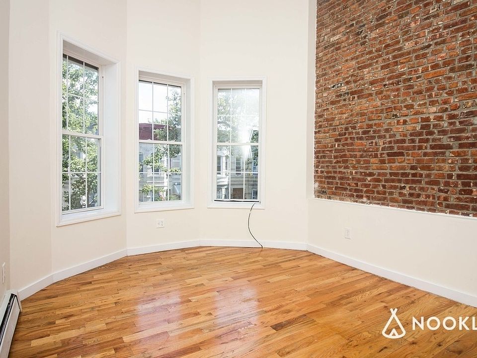 1st image of 369 Weirfield St #2
