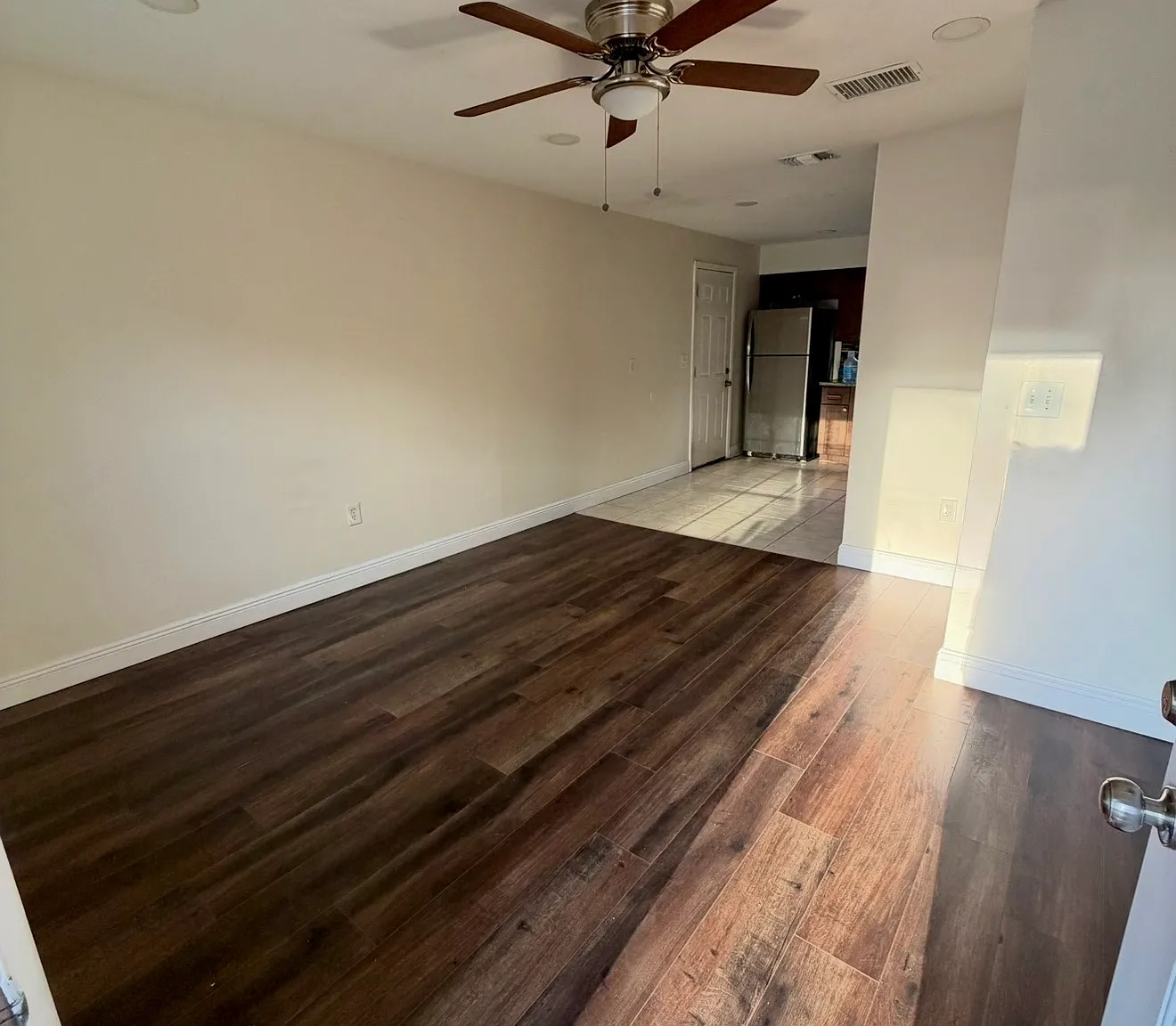 2 bed, 702 sqft, $1,750 — Photo 2