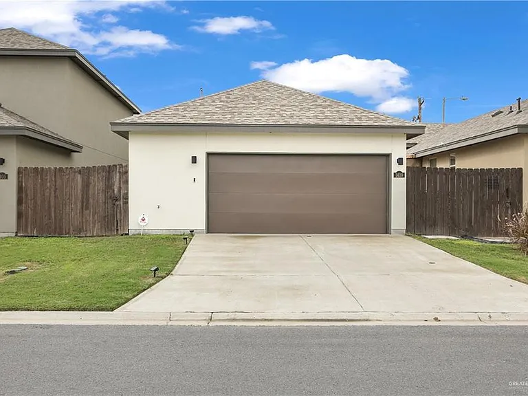 1409 Xavier Ave — Photo 17