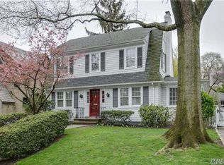 334 Manor Rd, Little Neck, NY 11363