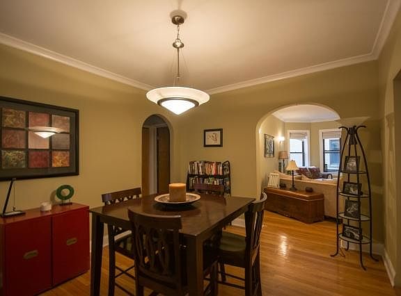 3rd image of 1532 W Fargo Ave APT 2N