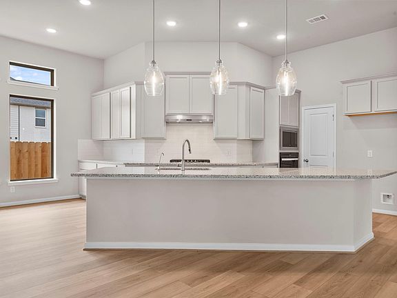 5th image of 26160 Treetop Terrace Ln