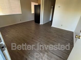 528 Steele Ln, Santa Rosa, CA 95403