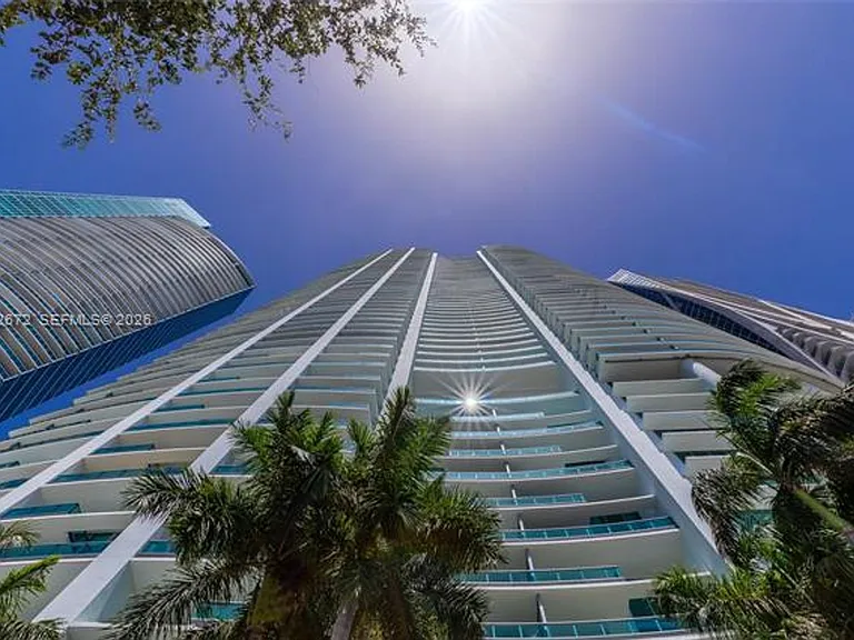 900 Biscayne Blvd #2002 — Photo 37