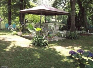 69 Lakeside Ave, Haskell, NJ 07420