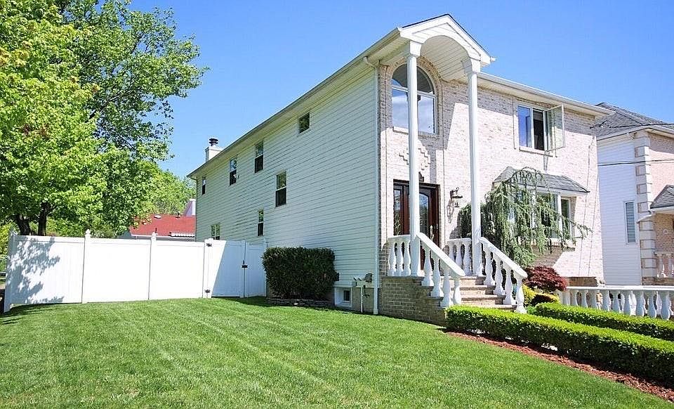 1st image of 243 Brighton St