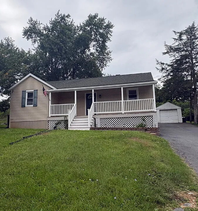 3053 N Valley Pike