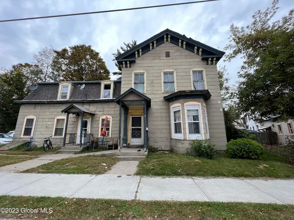 8 Hudson Street, Warrensburg, NY 12885