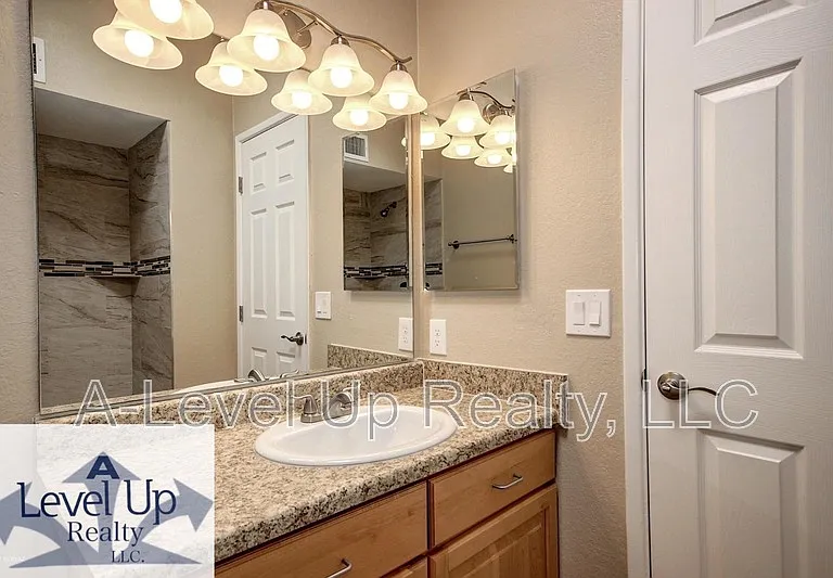 7532 N Rasmussen Ave — Photo 13