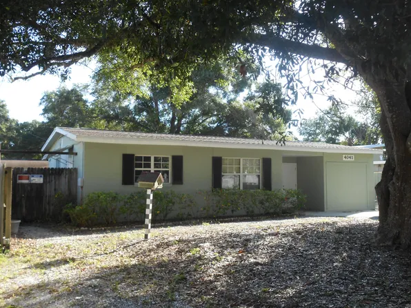 4041 Longhorn Dr, Sarasota, FL 34233