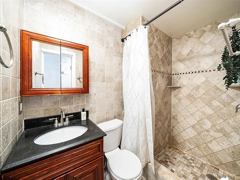 55 Bowers St #3 — Photo 13