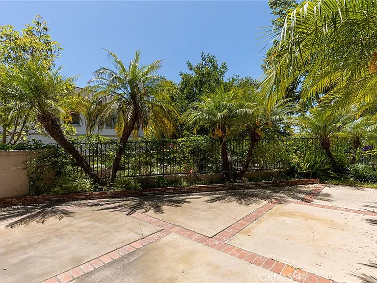 91 Seacountry Ln — Photo 22