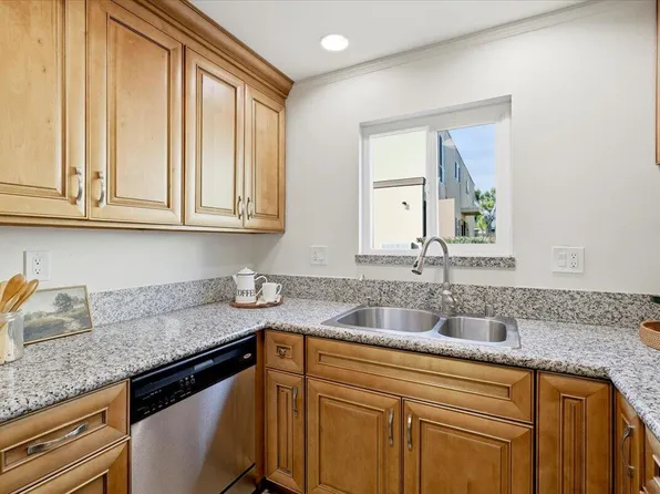 405 Ellwood Beach Dr APT B, Goleta, CA 93117