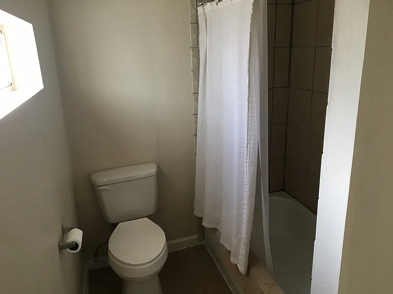 132 Hopkins Ave — Photo 11