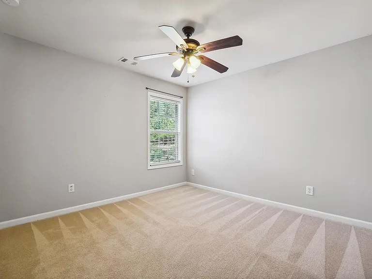 4450 Dartford Rd — Photo 37