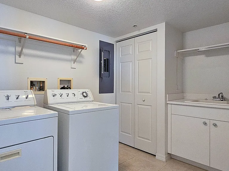 7128 Marbella Ct #204 — Photo 15