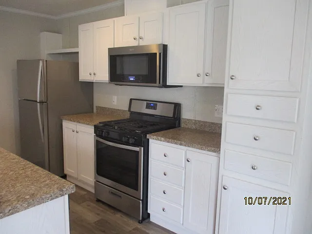 913 Moss Ave — Photo 24