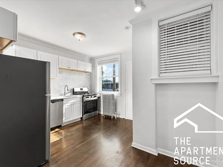5428 N Campbell Ave #3S — Photo 2