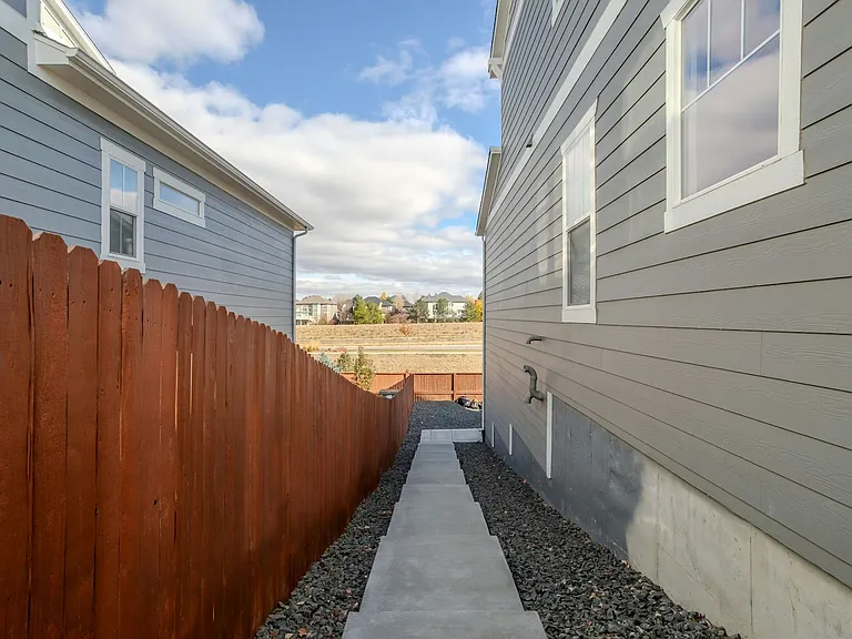 10138 Atlanta St — Photo 30