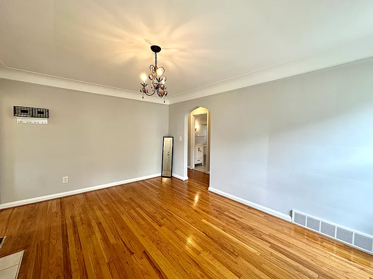 1164 Eaton Rd — Photo 6