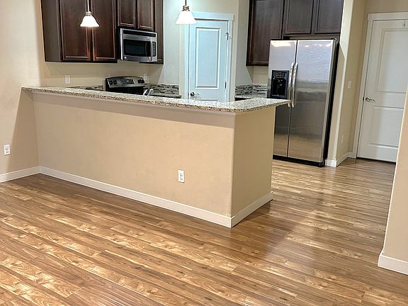 4th image of 13929 34th Dr SE Unit B