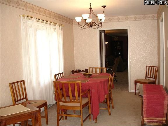 4th image of 418 Concord Dr