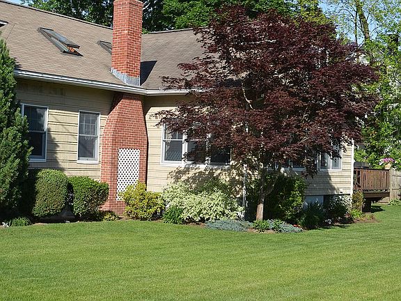 2nd image of 11 Lillian Ave