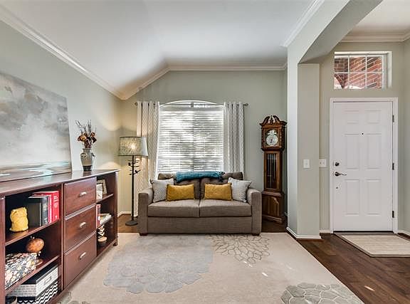 4th image of 4305 Wonderland Dr