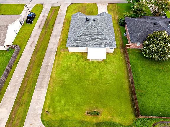 3rd image of 6689 Willie Lou Ave