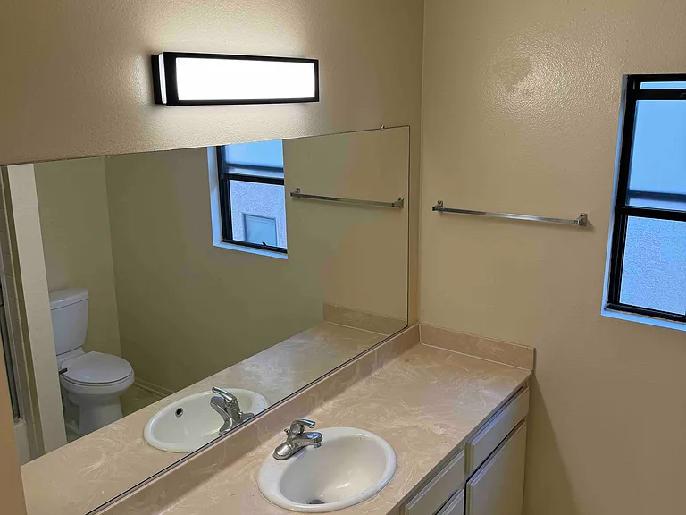 7547 W Manchester Ave #306 — Photo 2
