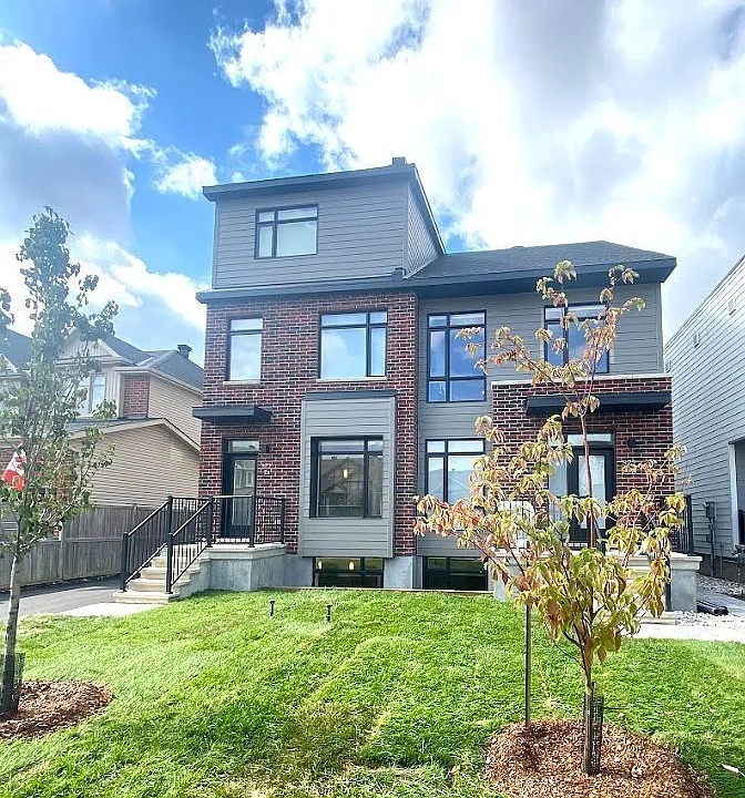 873 Contour St #2