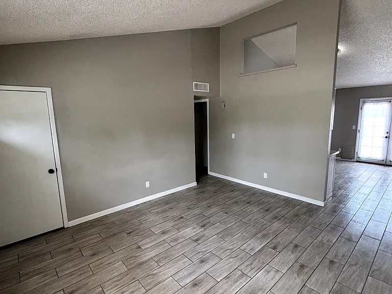 8931 W Desert Jewel Dr — Photo 9