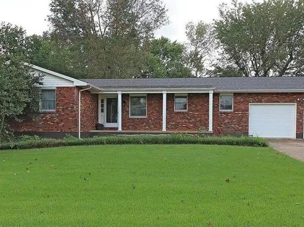 108 Hawthorne Dr, Farmington, MO 63640