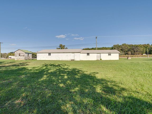 4th image of 5760 Highway 109 N