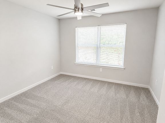 4th image of 3311 Rozzelles Ferry Rd #312